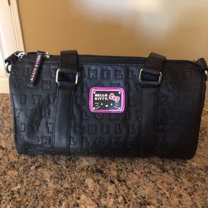 Hello Kitty Lougefly Brand Barrel Purse